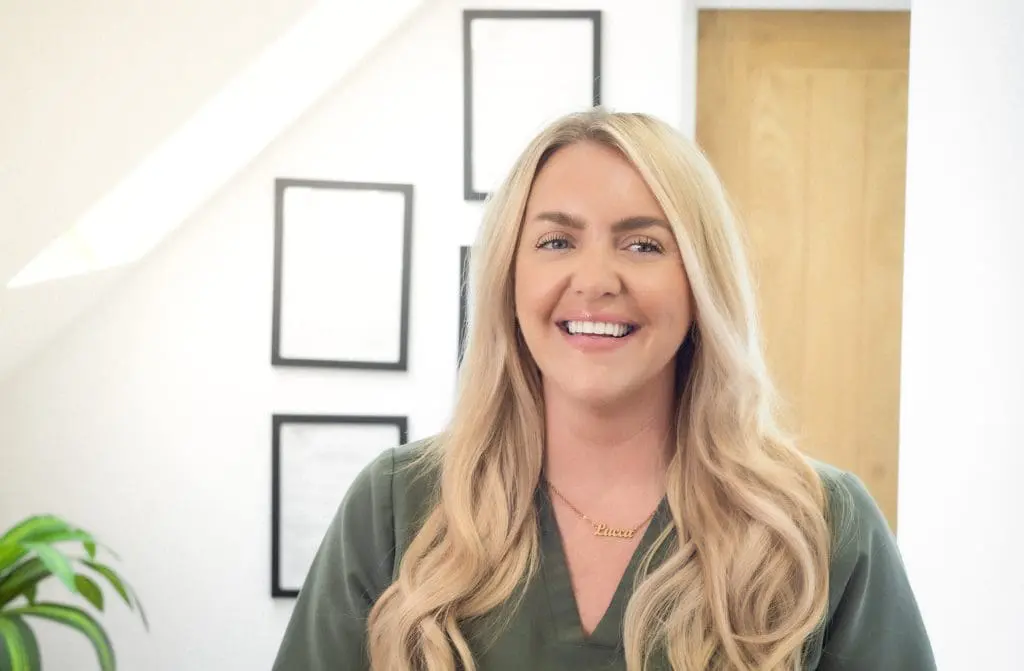 Rhiannon Bell (Hair Transplant Technician):